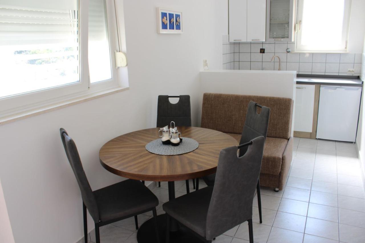 Adria Apartment *